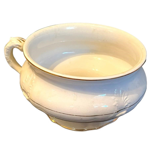 Vintage K.T. & K. Co Semi Vitreous Porcelain Camber Pot / Bowl / Soup Tureen - Picture 2 of 13